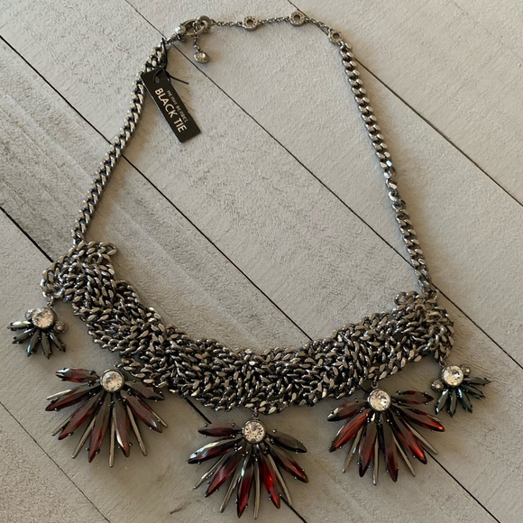 Henri Bendel Waldorf Necklace NWT - Picture 1 of 6